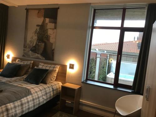 Penthouse with Private Rooftop Jacuzzi, Sauna and panorama lake view Penthouse with Private Rooftop Jacuzzi, Sauna and panorama lake view