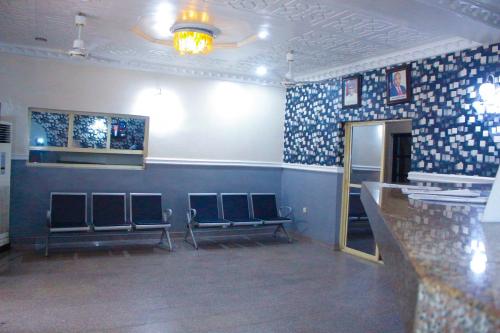 Emrosy, Uyo (foto 8)
