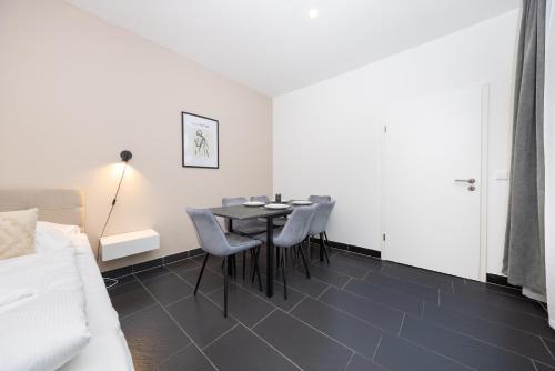 2BR Modern Apt Maybachufer Tischkicker, Berlin (photo 5)