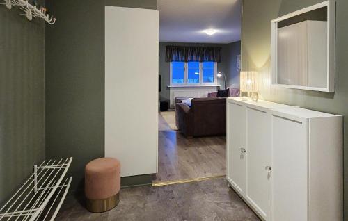 Beautiful Apartment In Sysslebäck (Beautiful Apartment In Syssleback) in 시스스레백