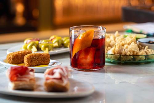 632114482 Radisson Blu 1882 Hotel, Barcelona Sagrada Familia