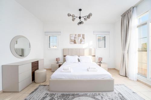 Idyllic Family Haven 3-Bedroom Villa with Study Room by Petals Holiday Homes, Dubaï (photo 2)