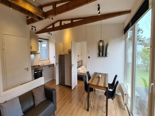 Παροχές, Pretty bungalow in Sint Maartenszee in Σχάρτζεβ