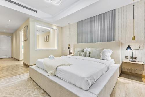 Luxury 6BR JBR Penthouse Panoramic Sea Views, Steps to Marina Beach & The Walk, Dubaï (photo 3)