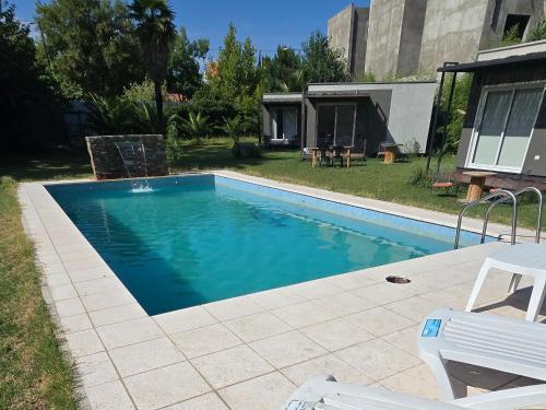 Queen Suite with Pool View