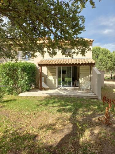 Mini villa avec jardin Cala Rossa - Porto Vecchio - Location saisonnière - Lecci