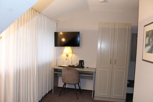 1 twin bed