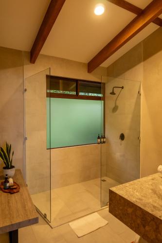 632157367 Koora Monteverde a Cloud Forest Hotel by Sandglass