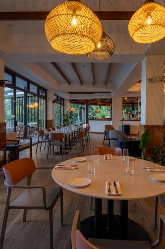 632161274 Koora Monteverde a Cloud Forest Hotel by Sandglass