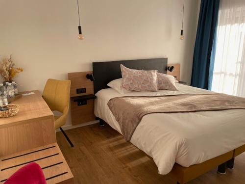 1 queen bed
