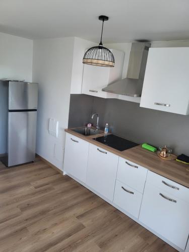charment appartement au pied de trame in Flore