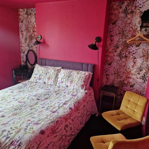 Large Double Room room in Philbeach Guest House