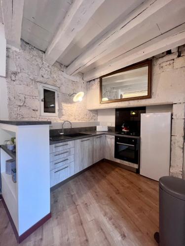 Grande Maison pour 8 personnes - Bourg de Meyssac in 美薩