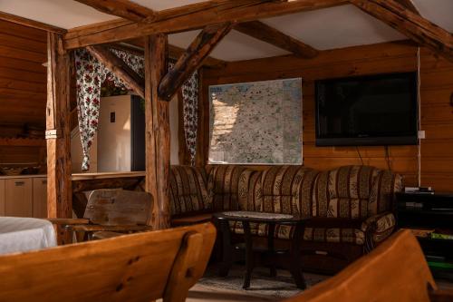 設施, Agroturystyka Pod Małą Górą (Agroturystyka Pod Mala Gora) in 洛普茲什納