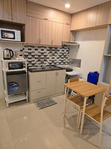 Homey Airport bnb 1BR w Wi-Fi, Manila