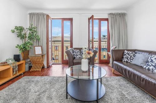 Modern 2 bedroom apartment in City Centre, Edinburgh