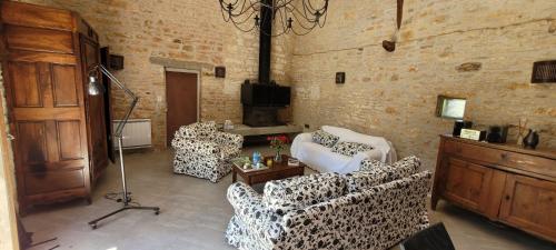 Koplietošanas atpūtas telpa ar TV, Séjour à la campagne en Périgord Noir (Sejour a la campagne en Perigord Noir) in La Cassagne