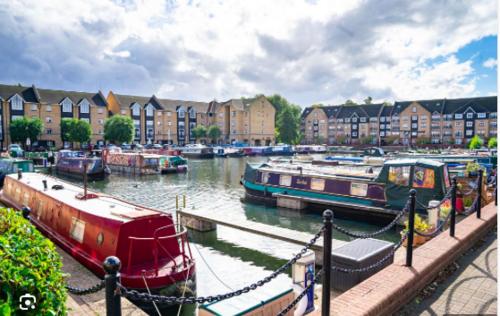 Alrededores, The Coniston Rooms in Hemel Hempstead