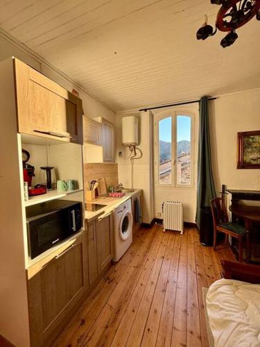 Studio au château de Lachau (Studio au chateau de Lachau) in Salerans