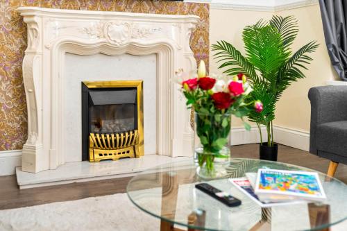 Modern 6-Bedroom Home - Sleeps 12 - Parking - Garden 568P, Birmingham (fotografie 8)
