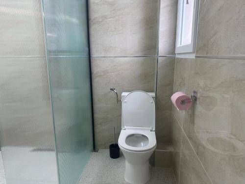 Shower, Maison type appartement RDC in Lieusaint