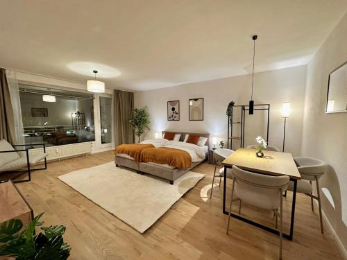 Moderne 2-Zimmer-Whg - Nähe Bahnhof mit Balkon und Stellplatz - 2 Smart-TV in Norderstedt, Deutschland