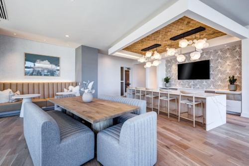 Modern Studio and 1BR Apartments in Charlottes Vibrant LoSo Neighborhood Modern Studio and 1BR Apartments in Charlottes Vibrant LoSo Neighborhood