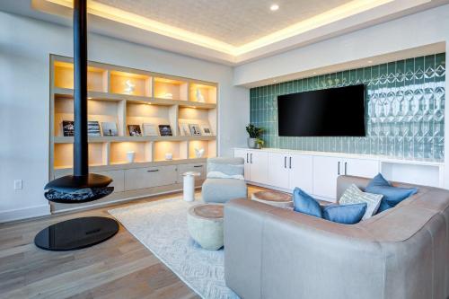 Modern Studio and 1BR Apartments in Charlottes Vibrant LoSo Neighborhood Modern Studio and 1BR Apartments in Charlottes Vibrant LoSo Neighborhood