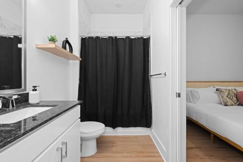 Modern Studio and 1BR Apartments in Charlottes Vibrant LoSo Neighborhood Modern Studio and 1BR Apartments in Charlottes Vibrant LoSo Neighborhood