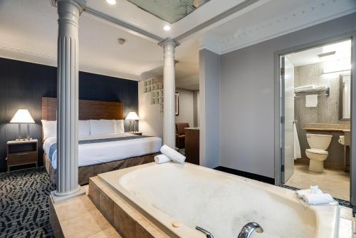Джакузі, Monte Carlo Inn Toronto West Suites in Міссісага (Онтаріо)