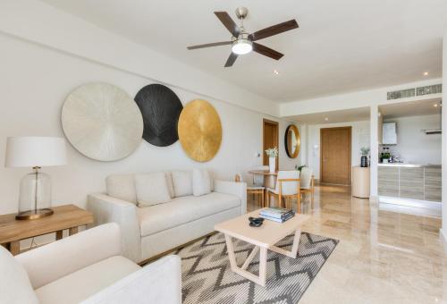 Luxury 2-Bedroom Apartment with Beach Club Access, Cancún (Foto 2)
