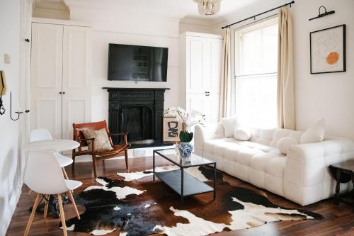 Gorgeous Notting Hill Victorian Studio - image 6