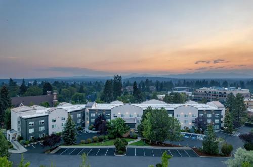 DoubleTree by Hilton Bend - image 37