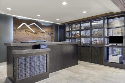 DoubleTree by Hilton Bend - image 20