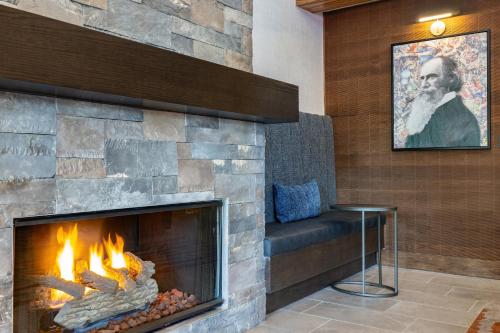 DoubleTree by Hilton Bend - image 4