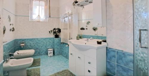 Sophie Home 5