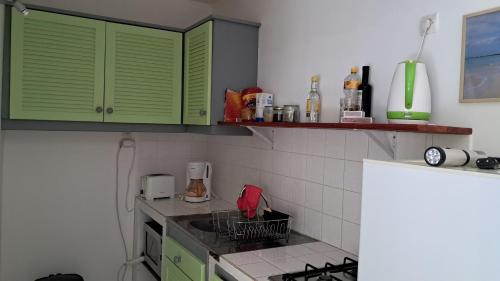 keittiö, Studio avec piscine à Trois-Rivières (Studio avec piscine a Trois-Rivieres) in Trois-Rivieres