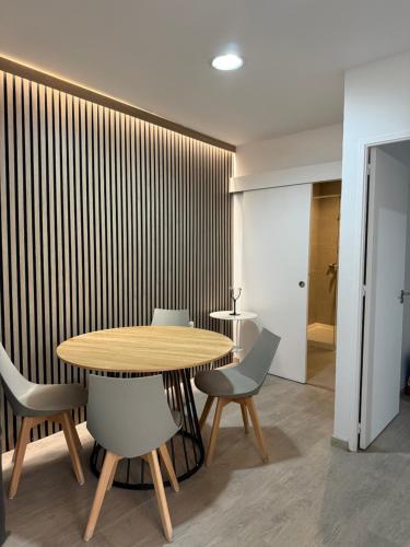 Estudios Suites Placentines 5