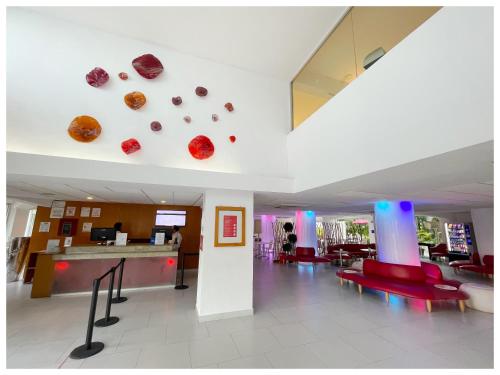 ラマダ カンクン シティ