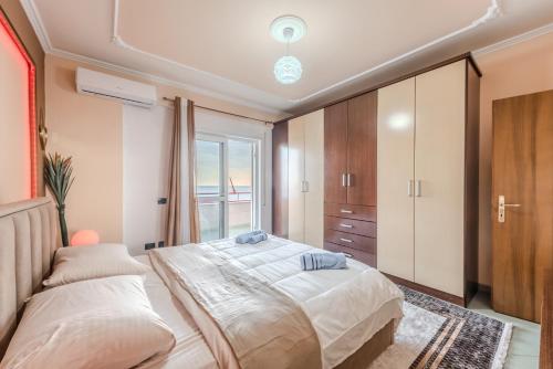 King Suite with Sea View room in Beachfront Apartments Durres