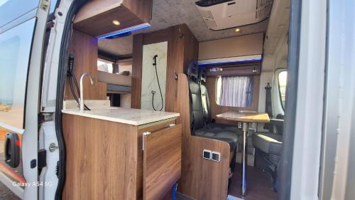 J-L Camping Car Morocco, Casablanca (Foto 8)