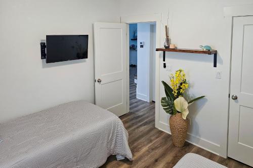 Home at Holiday Beach! Castaway at Misty Oak - image 10