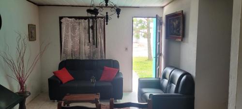 Cabaña para 6 personas en parada 18 (Cabana para 6 personas en parada 18) in Barra del Chuy