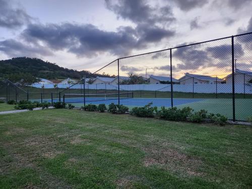 網球場, Ideal getaway within Oceanpointe gated community, never shared accommodation in 銅木 - 盧西亞