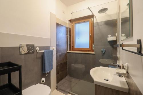Elegant Oasi Blu Essence - Refined Design Retreat, Rom (Foto 3)