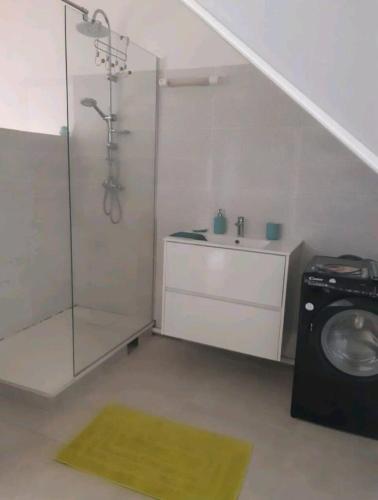 Villa with pool and panoramic view Villa with pool and panoramic view