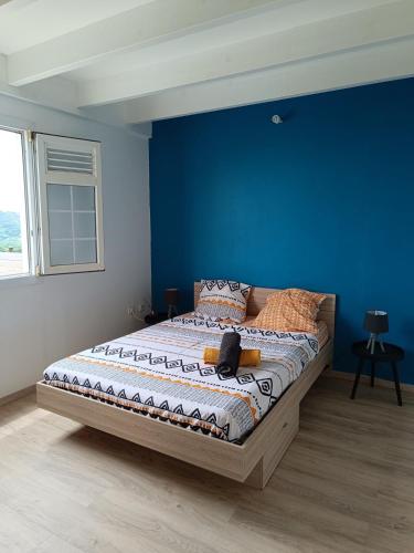 Villa with pool and panoramic view Villa with pool and panoramic view