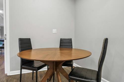 1271 S Preston St - image 2