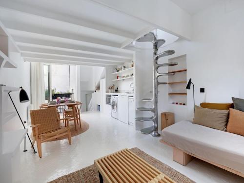 Cosy and atypical Marais Balcony - 1 BDR 2 P - main image
