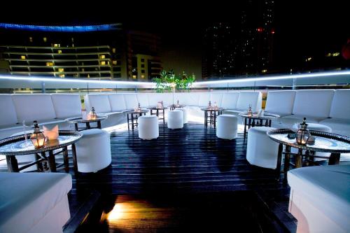 Social Hotel - image 5